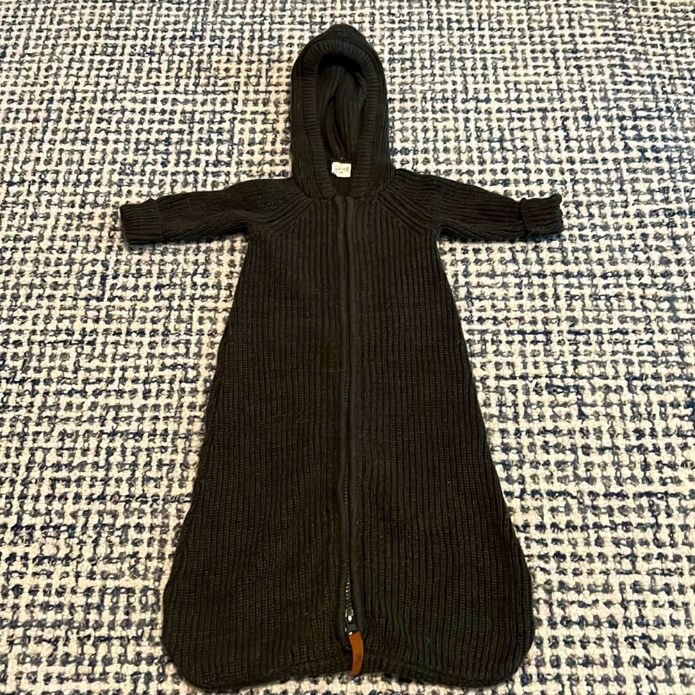 Dark Green Goumi Organic Sweater Sleepsack - very gently used